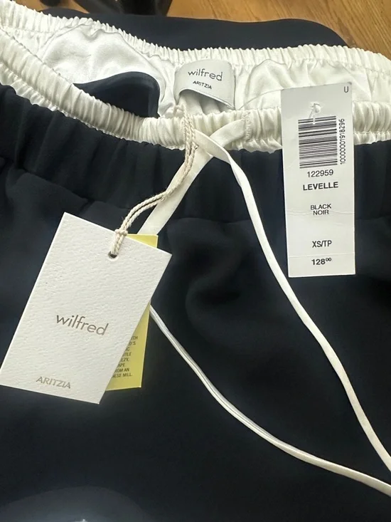 🆕🔥 ARITZIA WILFRED Levelle Skirt With Double Waist size XS - Picture 8 of 8